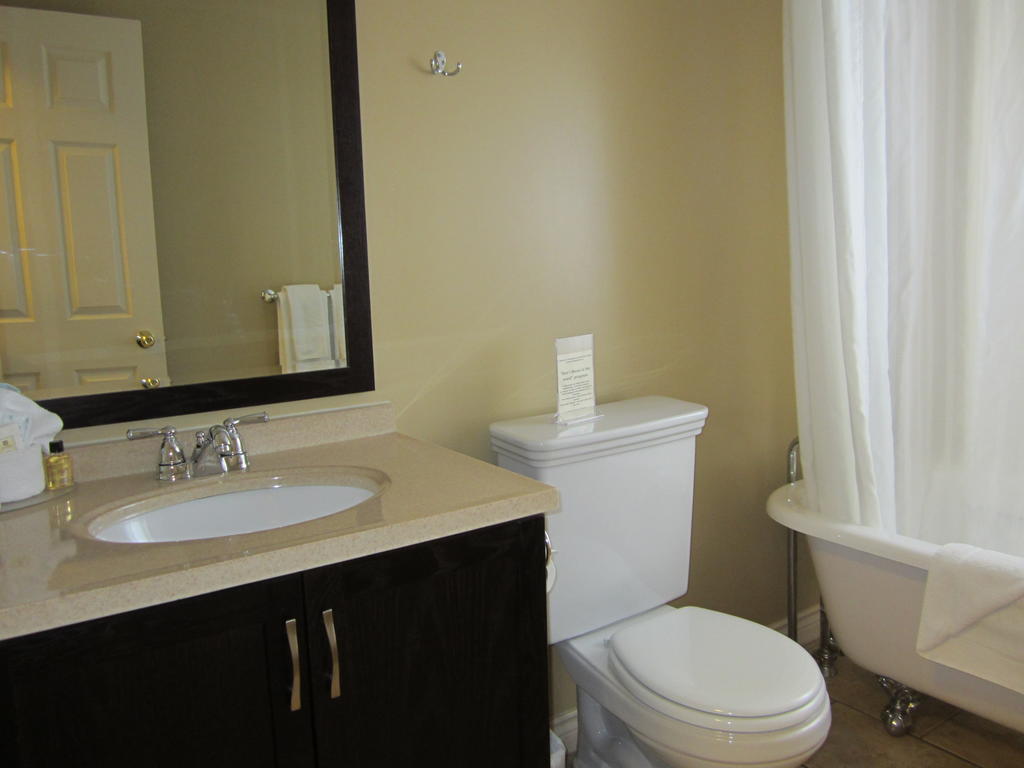 Reynolds Hotel Lillooet Habitación foto