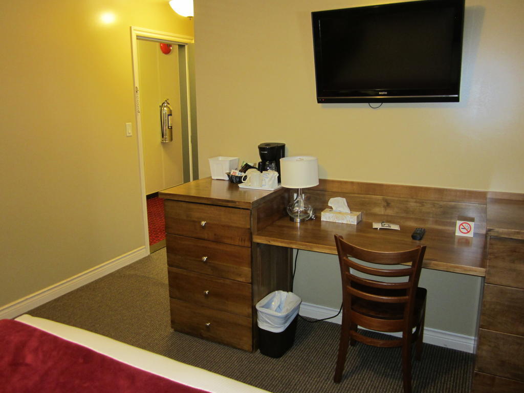 Reynolds Hotel Lillooet Habitación foto